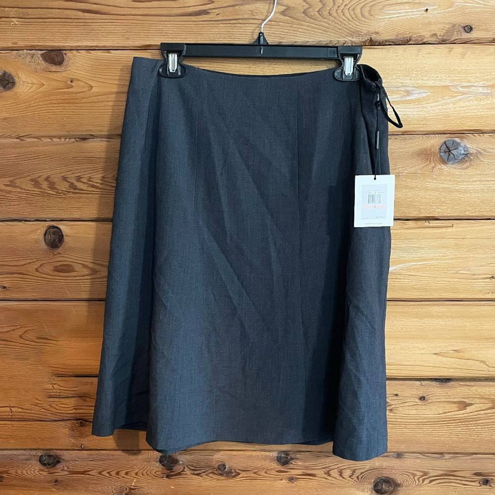 Calvin Klein Women’s Size 10 Smoke Gray Solid Knee Length Career Pencil Skirt